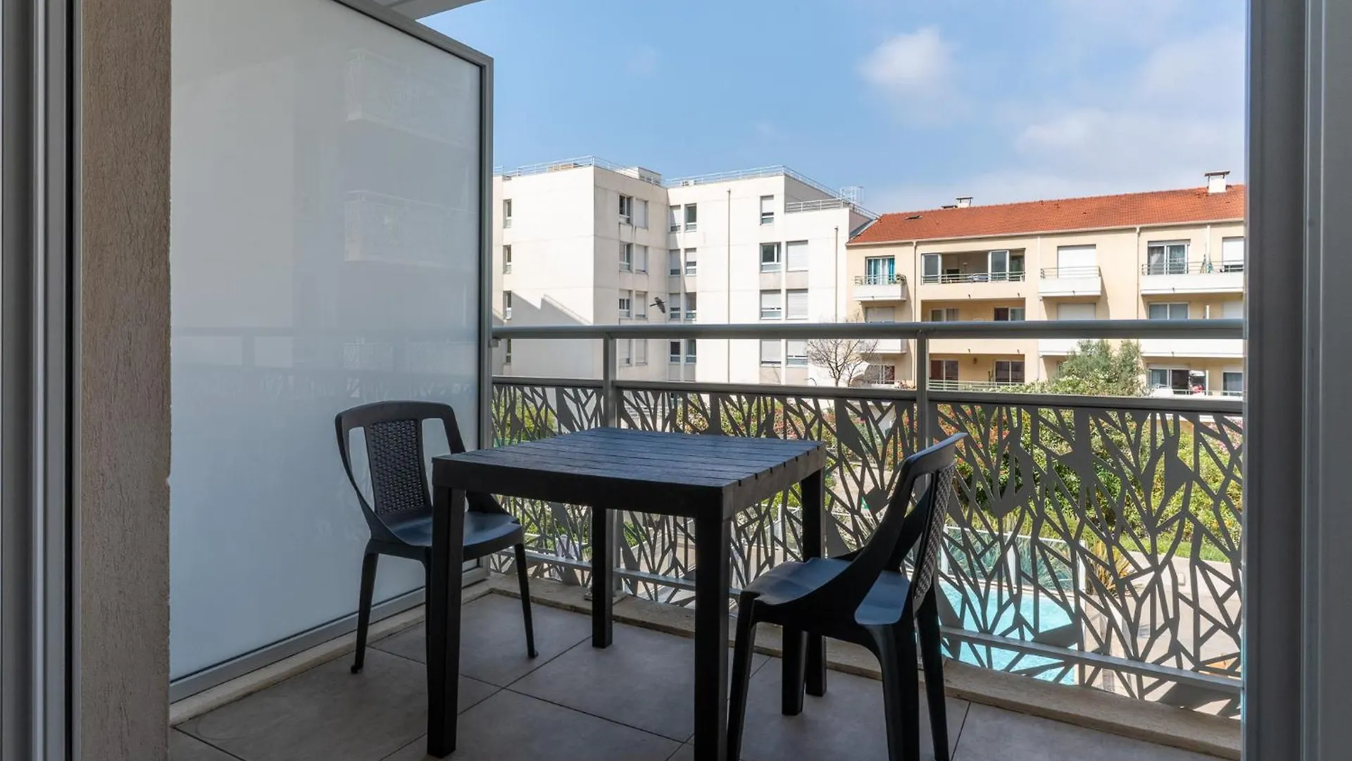 Zenitude Hotel Residences Nice 0*,